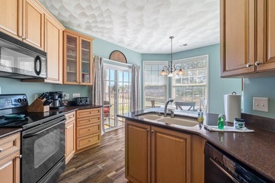 Turnkey Coastal Retreat in the Fairways! Experience effortless - photo 3