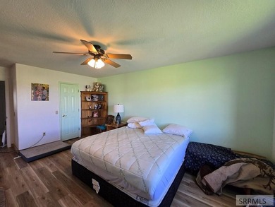 Dreaming of country living without sacrificing convenience? This - photo 18