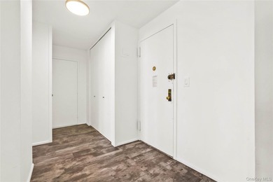 Welcome to Apartment 4E at 290 West 232nd Street - a bright and - photo 23