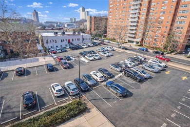 Welcome to Apartment 4E at 290 West 232nd Street - a bright and - photo 26