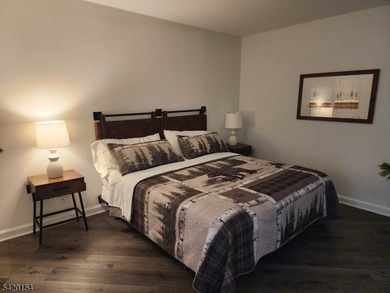 SPECTACULAR!! There's no other way to describe this Top Floor 1 - photo 29