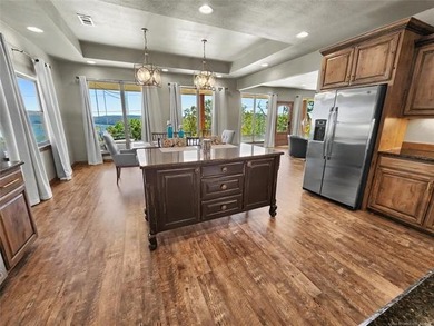 Wake up to year-round Lake Tenkiller views in this beautifully - photo 36