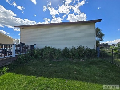 Dreaming of country living without sacrificing convenience? This - photo 39