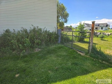 Dreaming of country living without sacrificing convenience? This - photo 40