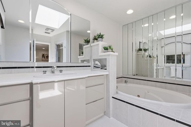 Ideally situated in the desirable Justa Farms East section of - photo 42