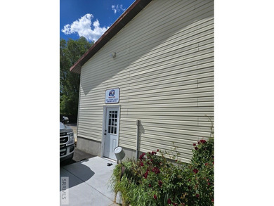 Dreaming of country living without sacrificing convenience? This - photo 48