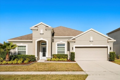 Lake Hendon Reserve Home For Sale in ST Cloud Florida