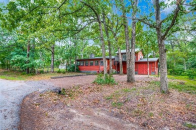 Lake Home For Sale in Gun Barrel City, Texas