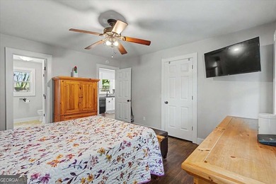 Welcome to 5010 Mercedes Drive, located in Shady Shores off - photo 15