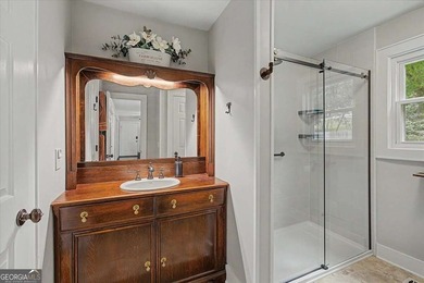 Welcome to 5010 Mercedes Drive, located in Shady Shores off - photo 17