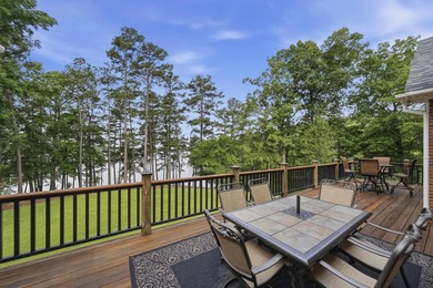 Nestled behind a private gated entrance on 2.65 fee simple acres - photo 8