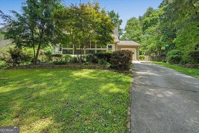 Welcome to 5010 Mercedes Drive, located in Shady Shores off - photo 33