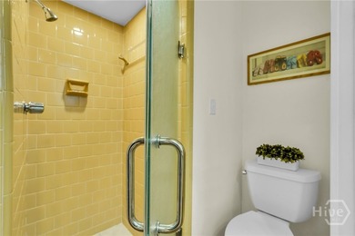 Beachside 5BR/2.5BA 1564 sqft Single Family Home on 10th Terrace - photo 34