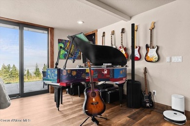 Own one of America's most iconic shipping container homes - photo 38