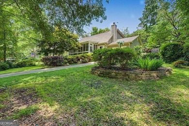 Welcome to 5010 Mercedes Drive, located in Shady Shores off - photo 38