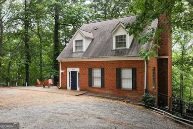 Private Lake Lanier home offered fully furnished with a - photo 2