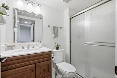 Beautifully remodeled with custom designer finishes, move-in - photo 16