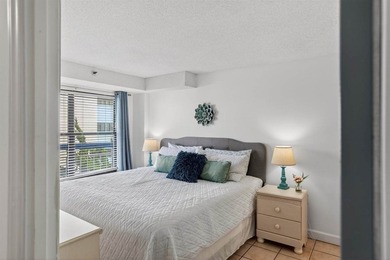 A must see unit is a fully furnished, turn-key 1-bedroom, 1.5 - photo 19