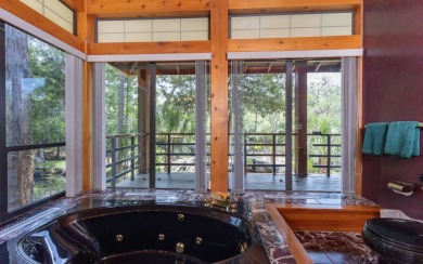Luxury living on the water! This elaborate, custom 4 bedroom, 3 - photo 21