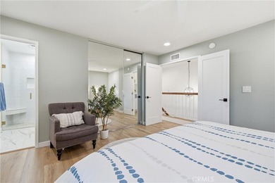 Beautifully remodeled with custom designer finishes, move-in - photo 24