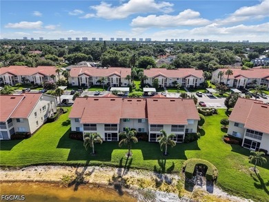 Welcome to this FULLY RENOVATED condo offering tranquil lake - photo 27