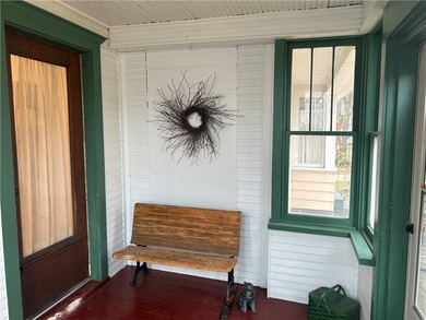 Charming 3-bedroom home with timeless character, featuring - photo 33