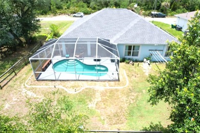 3/2/2 Pool Home with extra parking space. Concrete parking pad - photo 42