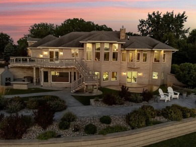 Experience the epitome of luxury lakefront living at this - photo 4