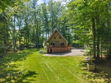 WELCOME HOME TO PEACEFUL LANE! Beautiful lakefront property on - photo 4