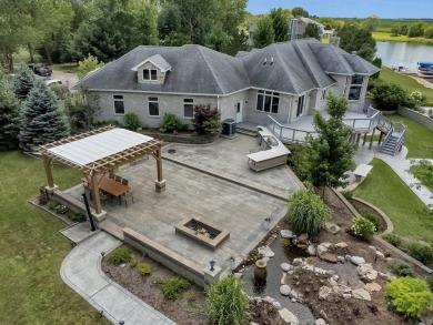 Experience the epitome of luxury lakefront living at this - photo 8