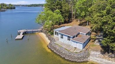 PREMIER WATERFRONT BUILDING OPPORTUNITY on the Mecklenburg side - photo 1