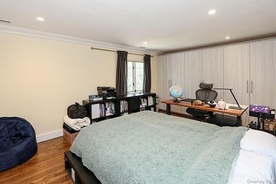 Beautifully maintained and move-in ready colonial home located - photo 13
