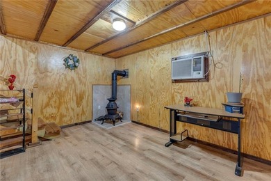 Enjoy lakeside living with this charming and move-in ready cabin - photo 14