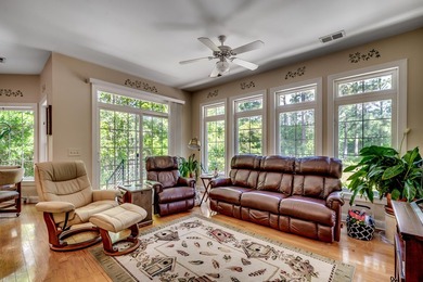 This custom built, full brick, 3 bed, 2.5 bath with bonus room - photo 15