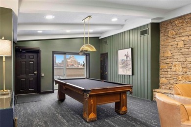 Welcome home to your condo in the sky located on the 12th floor