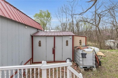 Enjoy lakeside living with this charming and move-in ready cabin - photo 17