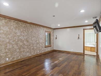 Discover this spacious single-family residence in Loxahatchee - photo 17