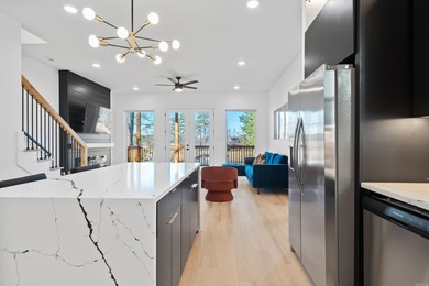 **Stunning Lakefront Retreat at 531 North Shore Dr, Hot Springs - photo 22