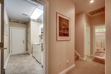This custom built, full brick, 3 bed, 2.5 bath with bonus room - photo 25