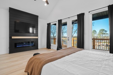 **Stunning Lakefront Retreat at 531 North Shore Dr, Hot Springs - photo 26