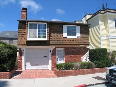This is a Special Balboa beach house from the 40's. This is a - photo 1
