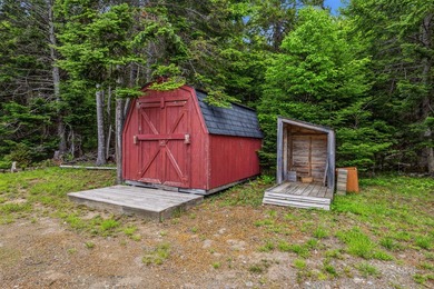 Rangeley Area Retreat with Direct Snowmobile Access & Deeded - photo 32