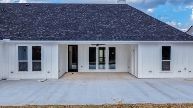This proposed Ava plan features 3 beds 2 full baths, a - photo 33