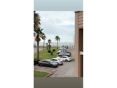 Property Description: Looking for the perfect vacation getaway - photo 4