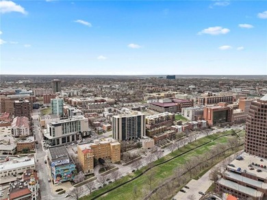 Welcome home to your condo in the sky located on the 12th floor