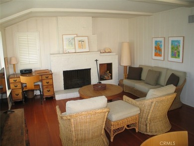 This is a Special Balboa beach house from the 40's. This is a - photo 4