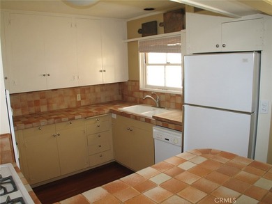 This is a Special Balboa beach house from the 40's. This is a - photo 6