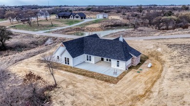 This proposed Ava plan features 3 beds 2 full baths, a - photo 37