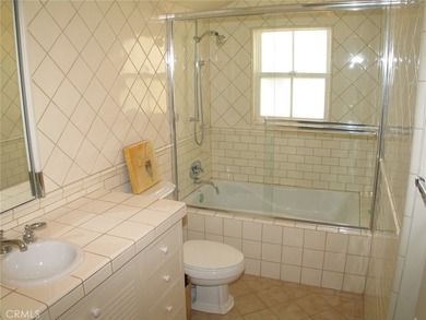 This is a Special Balboa beach house from the 40's. This is a - photo 9
