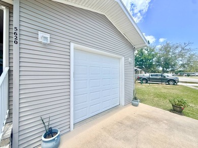 Welcome to your dream home in Maplewood Estates, a vibrant 55+ - photo 42